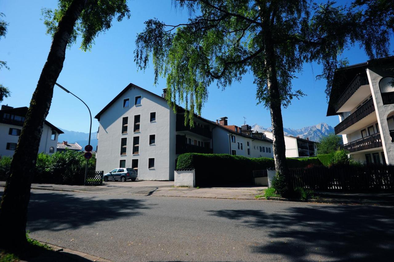 Hindenburg Str Apartments ガルミッシュ・パルテンキルヒェン エクステリア 写真